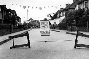 Bunting Collection: Coronation Celebrations Street Party Arlington Close Sidcup June 1953