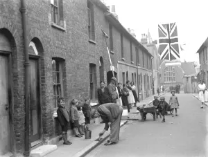 Celebrations Prints: Coronation decorations at Dartford. 6 May 1937