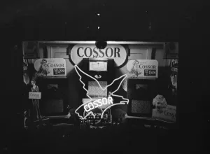Radio Prints: Cossor wireless display in Harnes, Foots Cray, Kent. 1937