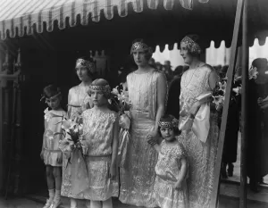 Countess Beattys Niece Weds Miss Gwendolyn Marshall Field, niece of Countess Beatty
