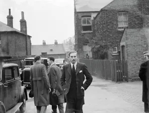 Suit Prints: Dartford inquest. 1936