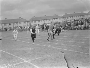Sporting Prints: Dartford technical college sports. The parents race. 1939