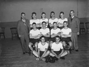 Group Shot Prints: The Dartford Territorial Army boxing team pose for a group photo. 14 January 1939