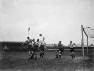 Dartford versus Bromley. 1935