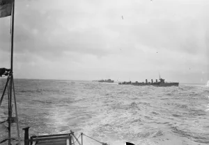 Ships Prints: Destroyer at sea October 1928