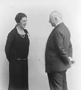 Spanish Prints: Dictators love making. Primo de Rivera and his fiancee, Senorita Mercedes de Castellanos