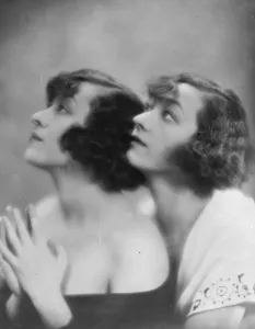 The Dolly sisters, who have taken New York by storm. Jenny on the left Rosie