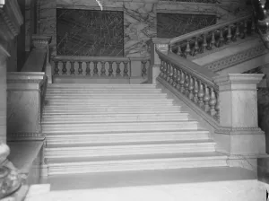 Dorchester House ( Park Lane ) for sale. The white marble staircase. 1 December 1926