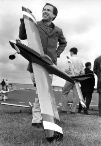 International Herald Tribune Prints: Douglas Spreng, at the south coast gala