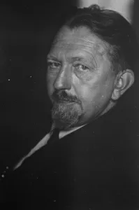 Dr Leo Frobenius ( Explorer ). 1 October 1928 Leo Viktor Frobenius ( 29 June