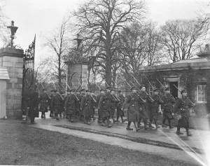 Dublins wonderful farewell to British troops. The first evacuation of British
