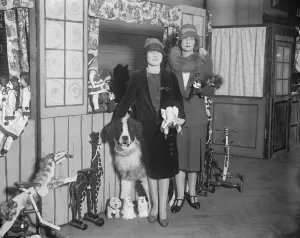 Duchess of Atholl opens annual xmas fair at Central Hall. Lady Diana Bridgeman