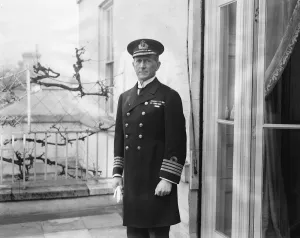 Duke of Yorks New Equerry Captain Basil Vernon Brooke, Royal Navy ( retired