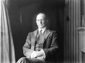 Duke of Yorks New Equerry Captain Basil Vernon Brooke, Royal Navy ( retired