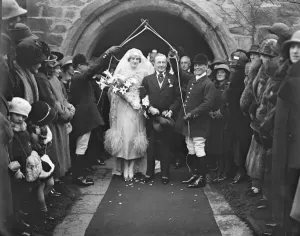 Animals Prints: Earl Beattys brother weds Major W V Beatty and the Hon Victoria FitzRoy were married at Croft