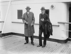 Earl of Clarendon returns from Canada