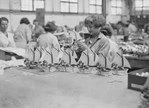 Workers Prints: Easter novelties at Pascalls, Mitcham 19 February 1924