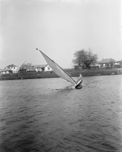Easter sailing meet open at Teddington. One of the B boats heeling to the wind