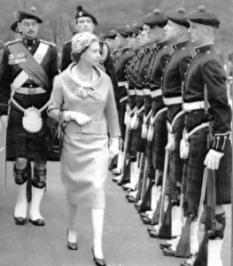 Tocs Prints: Edinburgh Scotland Queen Elizzabeth arriving at the Palace Holyrood House inspects