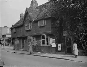 Home Prints: Elizabethan cottage in Orpington, Bromley. 1938