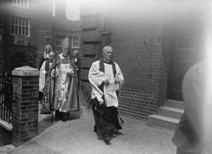 Christian Prints: Enthronement of the Bishop of Guilford. The new Bishop ( John Greig ) in his robes