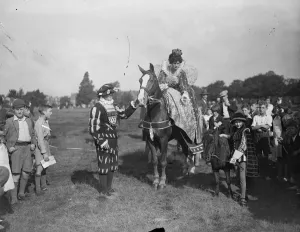 Esher Pageant. Sandown race course. 17 September 1932