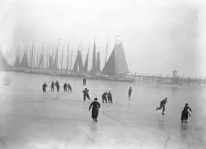 Everybody Skating in Holland Skating has been general in Holland during this weekend