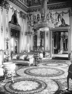 Although the external appearance of Buckingham Palace has been greatly improved in