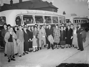Fairlawn - Longlands visit to Southend. 1937
