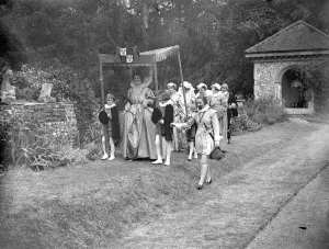 Fancy Dress Prints: Farningham Pagent Play, processions. 1934