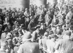 Feverish dealings have been taking place on the Paris Bourse since the Popular Front