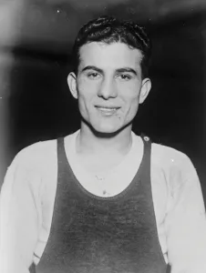 Fidel La Barba. Posed. 1927