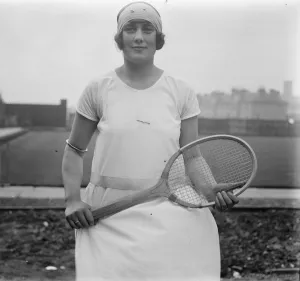 Final of the ladies singles at Magdalen Park, Wandsworth. Miss Thomas, the winner