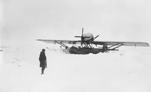 First photographs of the start of the Amundsen Ellsworth After the runway was cleared 17