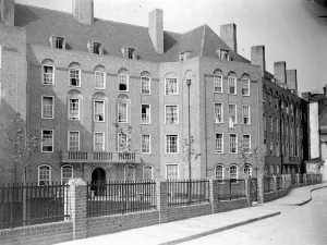 Flats in Wapping, London. 1933