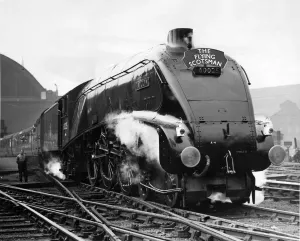 The Flying Scotsman leaving Kings Cross for Edinburgh on the Centenary of the East