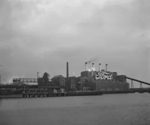 Crane Prints: Ford works viewed from the river Thames