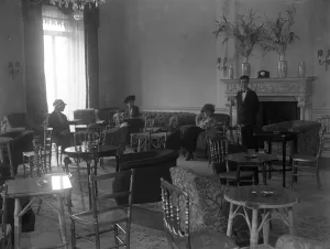 The Forum Club, 6 Grosvenor Place, London. The lounge