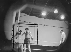Freddie Mills KOs Nilsson in first round. British cruiserweight champion Freddie Mills