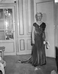 French society leader in London, for royal wedding, ( Francis de Croisset )