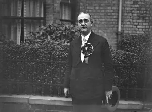 General election, 1931. Mr J D Cassels, KC, the newly elected conservative member