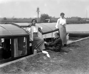 Pipe Prints: Girls holiday on the Broads