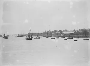 Funnel Prints: At Gravesend. ( taken for the White Star Line ) 24 July 1923