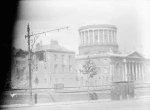 The Great Battle of Dublin The capture of the four courts Dublin A view of