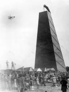 International Herald Tribune Prints: Great Britain secures Schneider trophy permanently when Flight Lieutenant John Boothman
