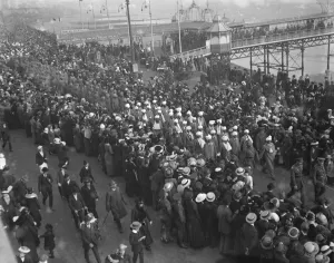 Great recruiting rally at Brighton, wounded Indians in the procession