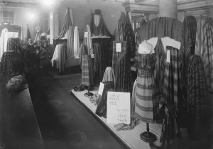 Cloth Prints: Great White sale at Selfridges 3 February 1922
