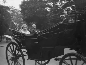 Marriage Prints: Four of the grey horses and the coach which the Duke of Windsor sold when he left England