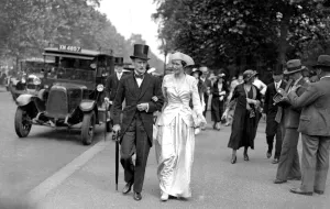 Guests arriving for the Royal Garden Party at Buckingham Palace. 21 July 1932