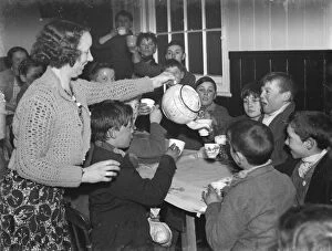 Children Collection: Gypsies childrens party, St Mary Cray. 19 January 1939 Travellers Romany Gypsy